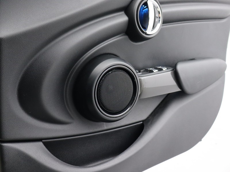 2018 (68) MINI HATCHBACK 1.5 Cooper Classic II 5dr 5113127