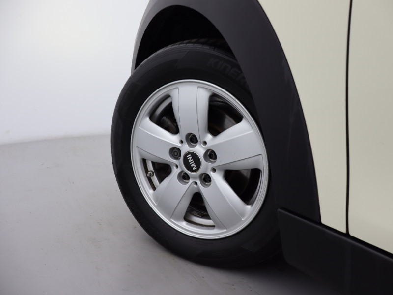 2018 (68) MINI HATCHBACK 1.5 Cooper Classic II 5dr 5113104