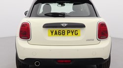 2018 (68) MINI HATCHBACK 1.5 Cooper Classic II 5dr 5113075