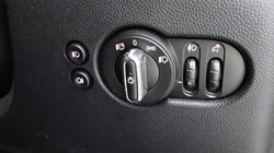 2018 (68) MINI HATCHBACK 1.5 Cooper Classic II 5dr 5113128
