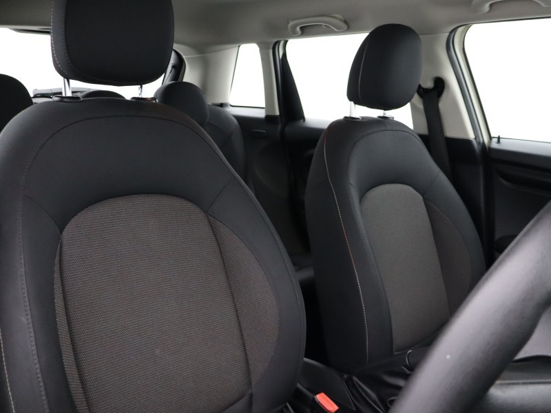 2018 (68) MINI HATCHBACK 1.5 Cooper Classic II 5dr 5113090