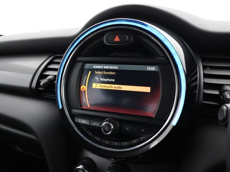 2018 (68) MINI HATCHBACK 1.5 Cooper Classic II 5dr 5113110