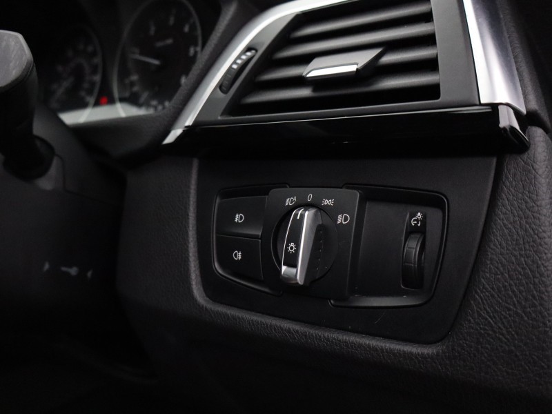 2020 (69) BMW 3 SERIES 320d [190] M Sport 5dr Step Auto [Business Media] 5069753