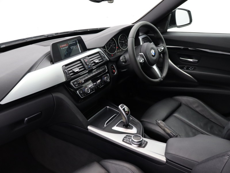 2020 (69) BMW 3 SERIES 320d [190] M Sport 5dr Step Auto [Business Media] 5069748