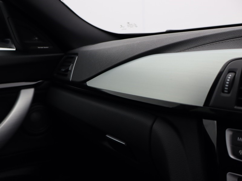 2020 (69) BMW 3 SERIES 320d [190] M Sport 5dr Step Auto [Business Media] 5069764