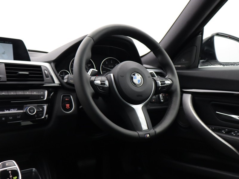 2020 (69) BMW 3 SERIES 320d [190] M Sport 5dr Step Auto [Business Media] 5069783