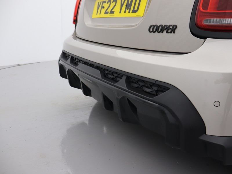 2022 (22) MINI HATCHBACK 1.5 Cooper Sport 5dr 5075997