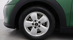 2024 (73) MINI HATCHBACK 1.5 Cooper Classic Premium 5dr 5071155