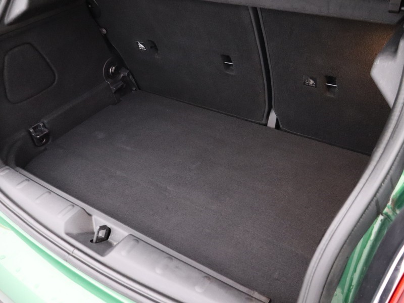 2024 (73) MINI HATCHBACK 1.5 Cooper Classic Premium 5dr 5071151