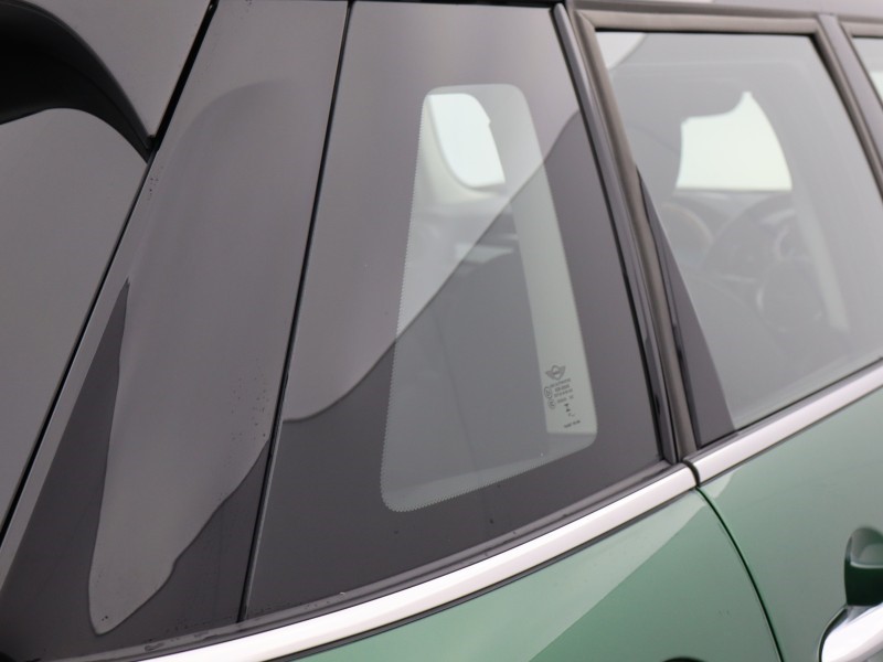 2024 (73) MINI HATCHBACK 1.5 Cooper Classic Premium 5dr 5071148