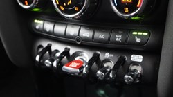 2024 (73) MINI HATCHBACK 1.5 Cooper Classic Premium 5dr 5071187