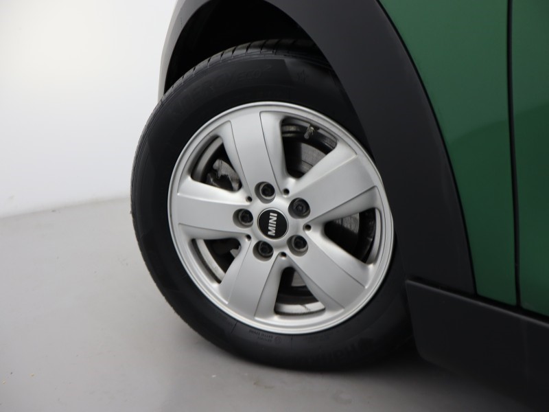 2024 (73) MINI HATCHBACK 1.5 Cooper Classic Premium 5dr 5071162