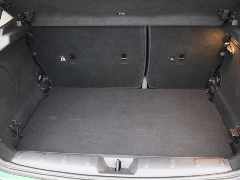 2024 (73) MINI HATCHBACK 1.5 Cooper Classic Premium 5dr 5071150