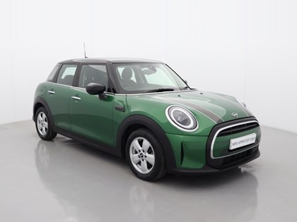 2024 (73) MINI HATCHBACK 1.5 Cooper Classic Premium 5dr