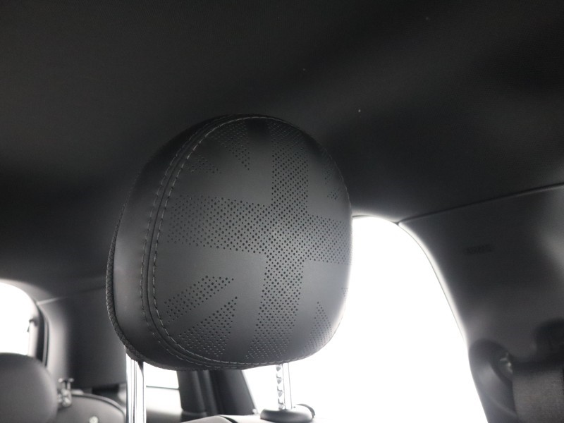 2022 (72) MINI HATCHBACK 1.5 Cooper Exclusive 5dr Auto 5194130