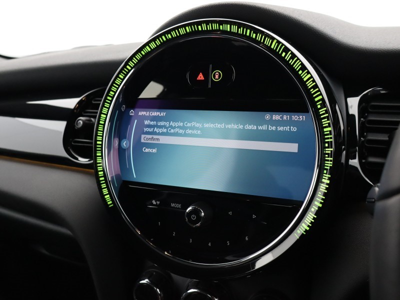 2024 (73) MINI HATCHBACK 1.5 Cooper Sport Premium 3dr Auto 5037896