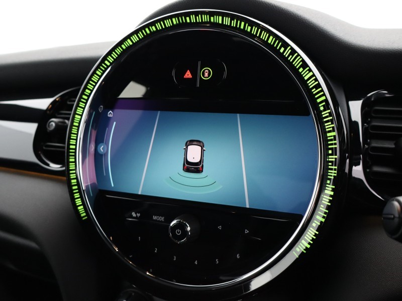 2024 (73) MINI HATCHBACK 1.5 Cooper Sport Premium 3dr Auto 5037920