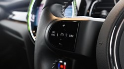 2024 (73) MINI HATCHBACK 1.5 Cooper Sport Premium 3dr Auto 5037911