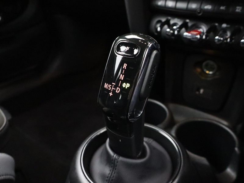 2024 (73) MINI HATCHBACK 1.5 Cooper Sport Premium 3dr Auto 5037900