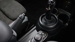 2024 (73) MINI HATCHBACK 1.5 Cooper Sport Premium 3dr Auto 5037902