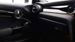 2024 (73) MINI HATCHBACK 1.5 Cooper Sport Premium 3dr Auto 5037889