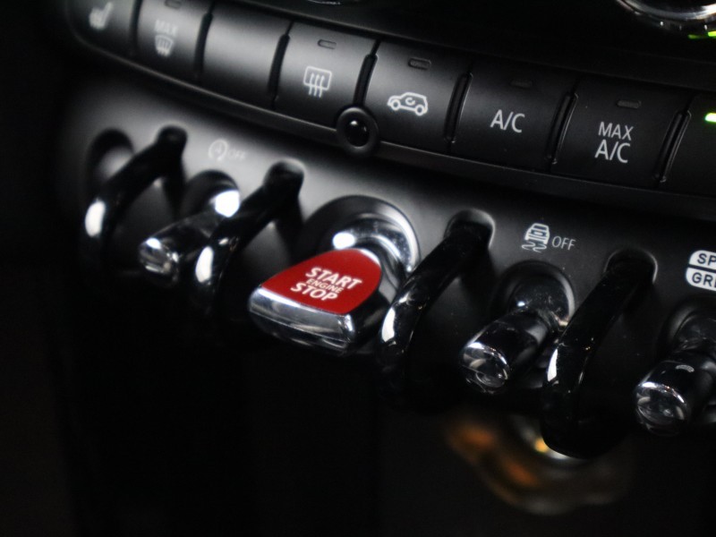 2024 (73) MINI HATCHBACK 1.5 Cooper Sport Premium 3dr Auto 5037905