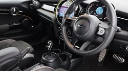 2024 (73) MINI HATCHBACK 1.5 Cooper Sport Premium 3dr Auto 5037881