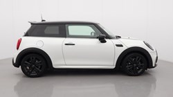 2024 (73) MINI HATCHBACK 1.5 Cooper Sport Premium 3dr Auto 5037864