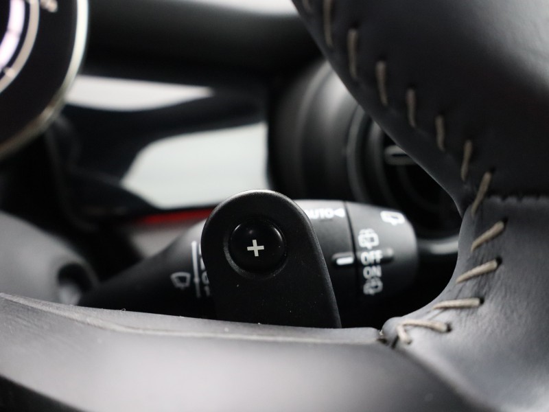 2023 (23) MINI HATCHBACK 2.0 Cooper S Sport Premium 3dr Auto 5127404