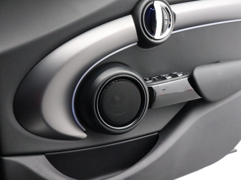 2023 (23) MINI HATCHBACK 1.5 Cooper Exclusive Premium 5dr Auto 5057184