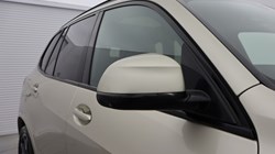 2018 (68) BMW X5 xDrive30d M Sport 5dr Auto 5040326