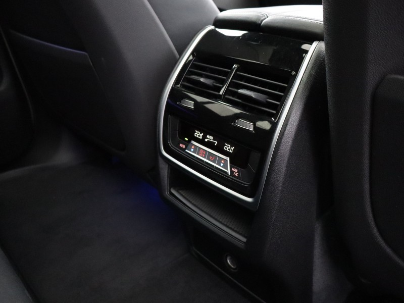 2018 (68) BMW X5 xDrive30d M Sport 5dr Auto 5040343