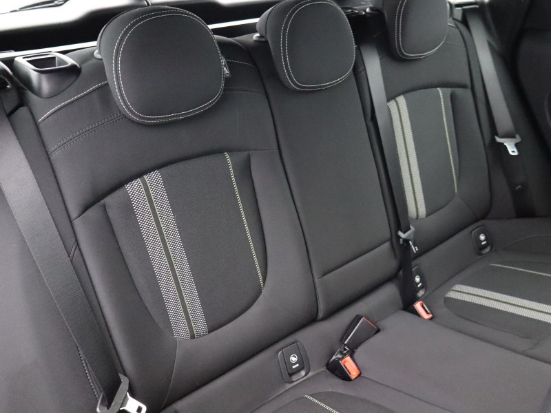 2022 (72) MINI CLUBMAN 1.5 Cooper Shadow Edition 6dr Auto 5083580