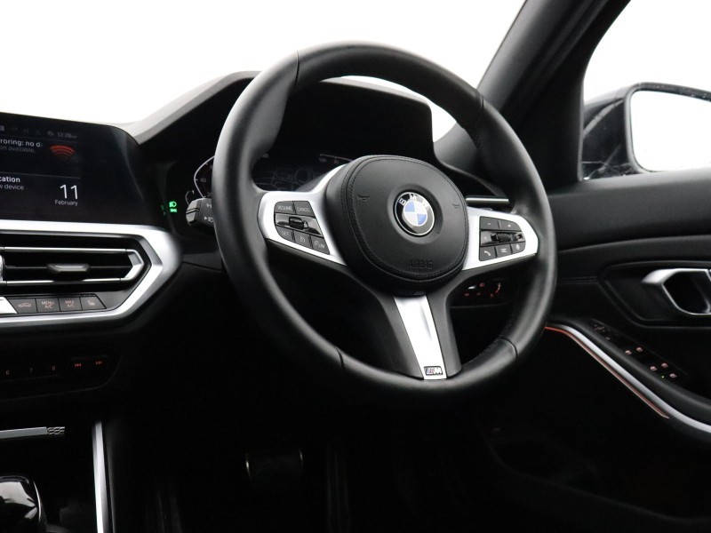 2021 (71) BMW 3 SERIES 318i M Sport 5dr Step Auto 5049704