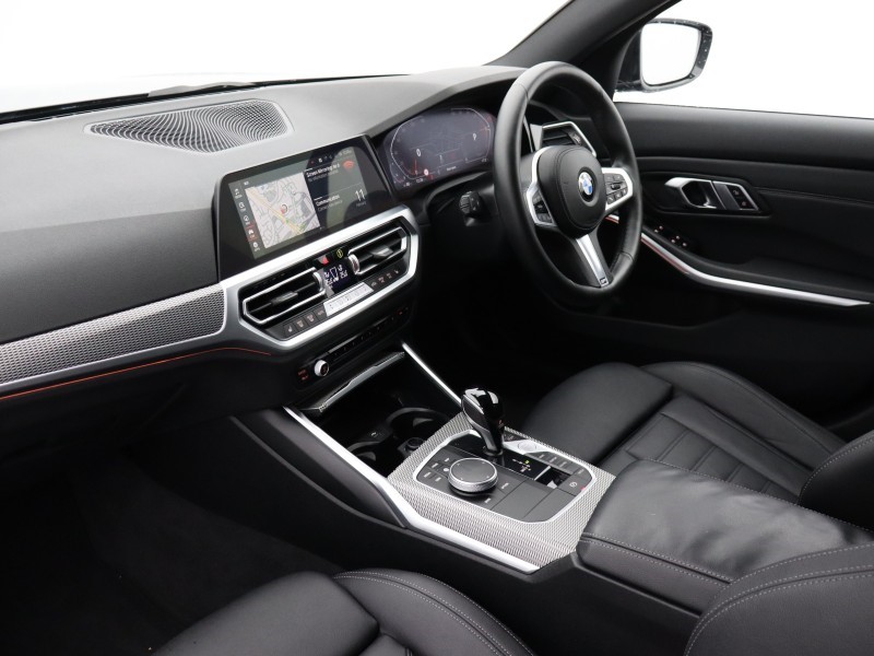 2021 (71) BMW 3 SERIES 318i M Sport 5dr Step Auto 5049699