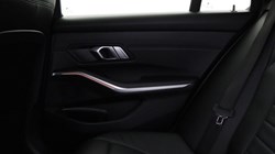2021 (71) BMW 3 SERIES 318i M Sport 5dr Step Auto 5049700