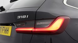 2021 (71) BMW 3 SERIES 318i M Sport 5dr Step Auto 5049681