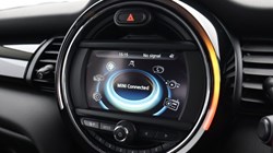 2016 (16) MINI HATCHBACK 1.5 Cooper 5dr 5134839