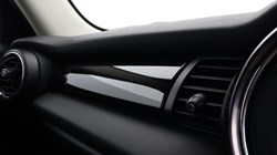 2016 (16) MINI HATCHBACK 1.5 Cooper 5dr 5134844