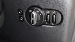 2016 (16) MINI HATCHBACK 1.5 Cooper 5dr 5134860