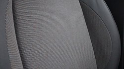 2016 (16) MINI HATCHBACK 1.5 Cooper 5dr 5134847