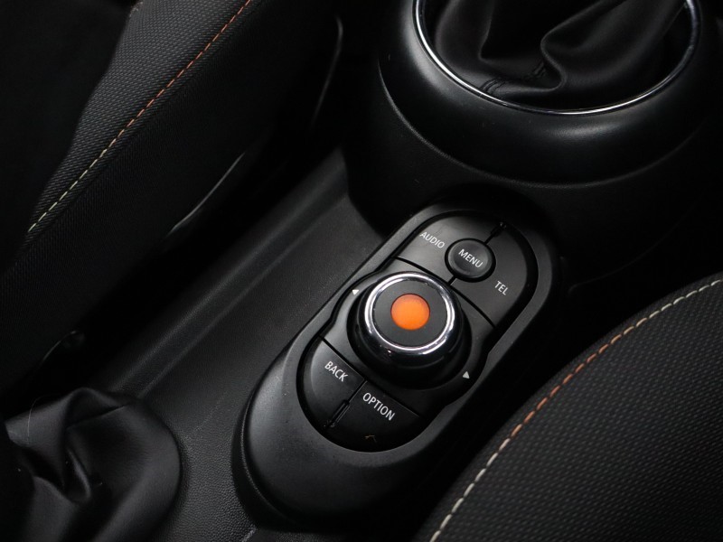 2016 (16) MINI HATCHBACK 1.5 Cooper 5dr 5134852