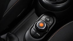 2016 (16) MINI HATCHBACK 1.5 Cooper 5dr 5134852