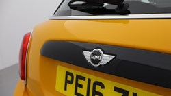 2016 (16) MINI HATCHBACK 1.5 Cooper 5dr 5134824