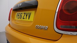 2016 (16) MINI HATCHBACK 1.5 Cooper 5dr 5134822