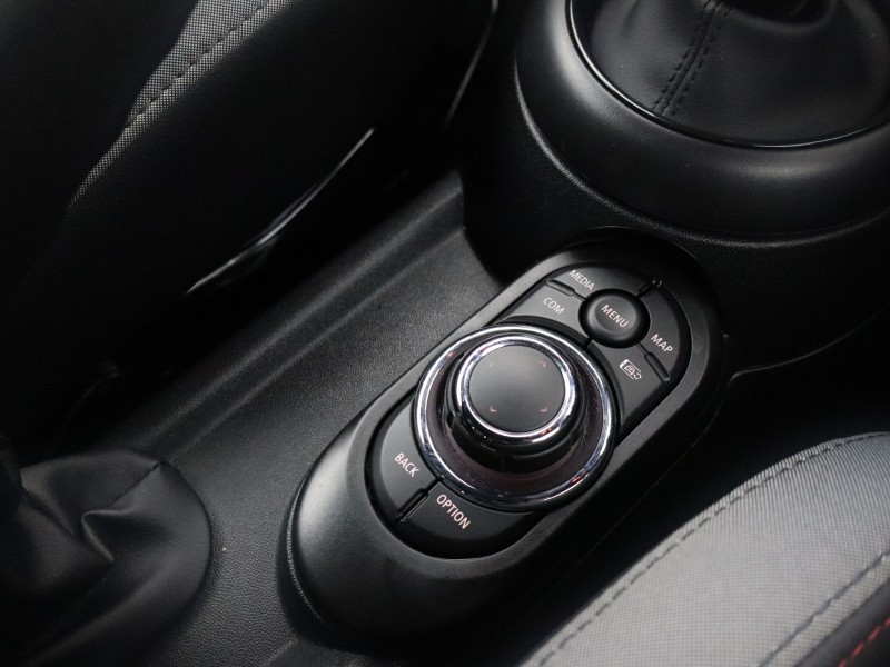 2024 (73) MINI HATCHBACK 1.5 Cooper Sport Premium 3dr Auto 5048235