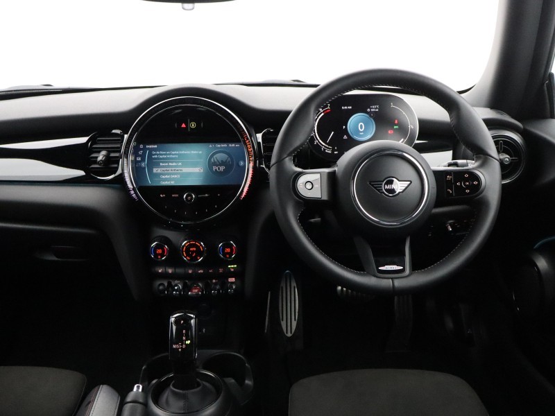 2024 (73) MINI HATCHBACK 1.5 Cooper Sport Premium 3dr Auto 5048214