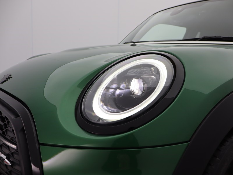 2024 (73) MINI HATCHBACK 1.5 Cooper Sport Premium 3dr Auto 5048200