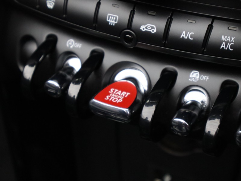 2024 (24) MINI CONVERTIBLE 1.5 Cooper Classic Premium 2dr Auto 5158027