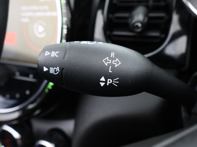 2024 (24) MINI CONVERTIBLE 1.5 Cooper Classic Premium 2dr Auto 5158032